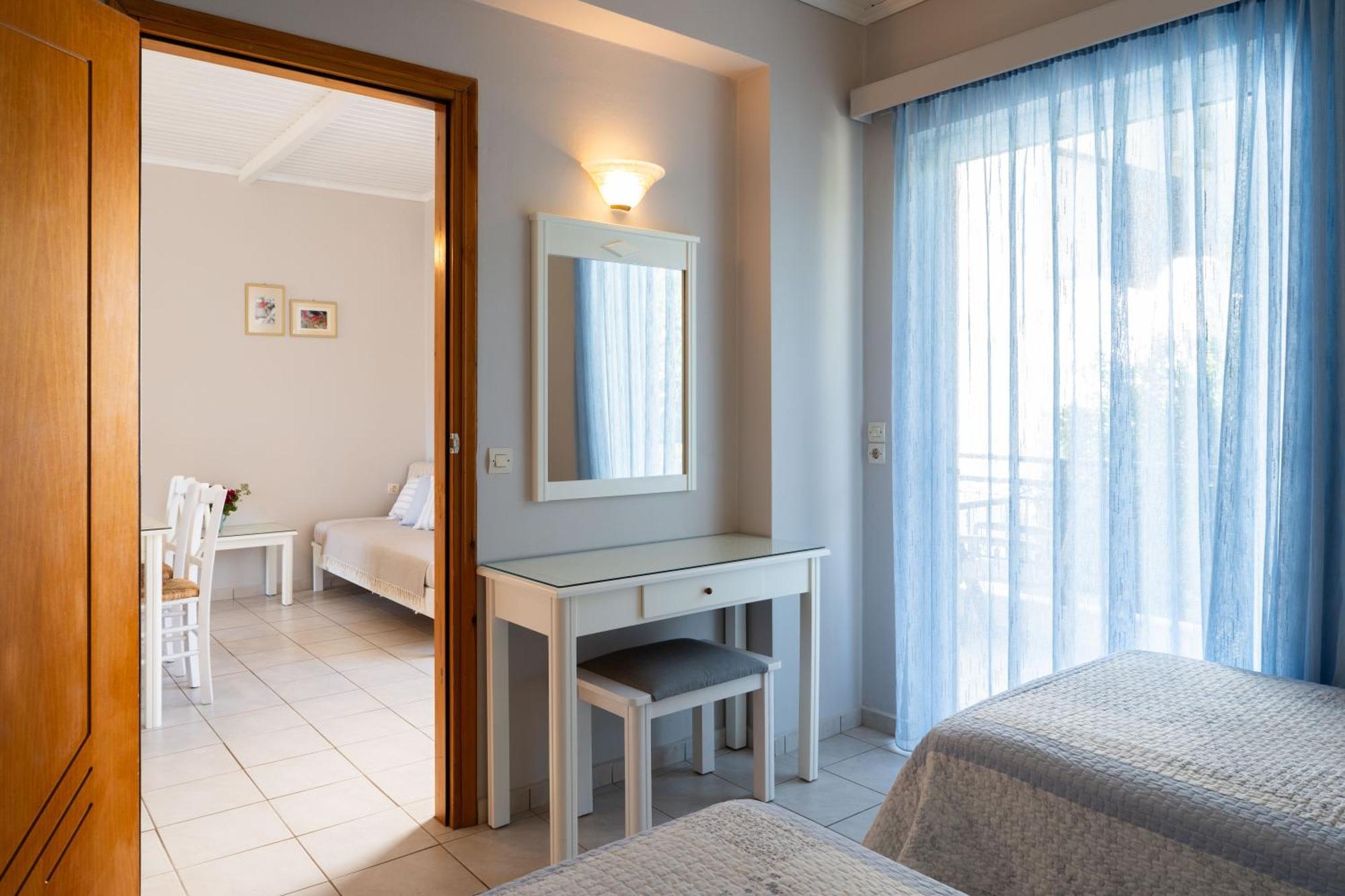 Medousa Studio & Apartments ปลาเกียส ภายนอก รูปภาพ
