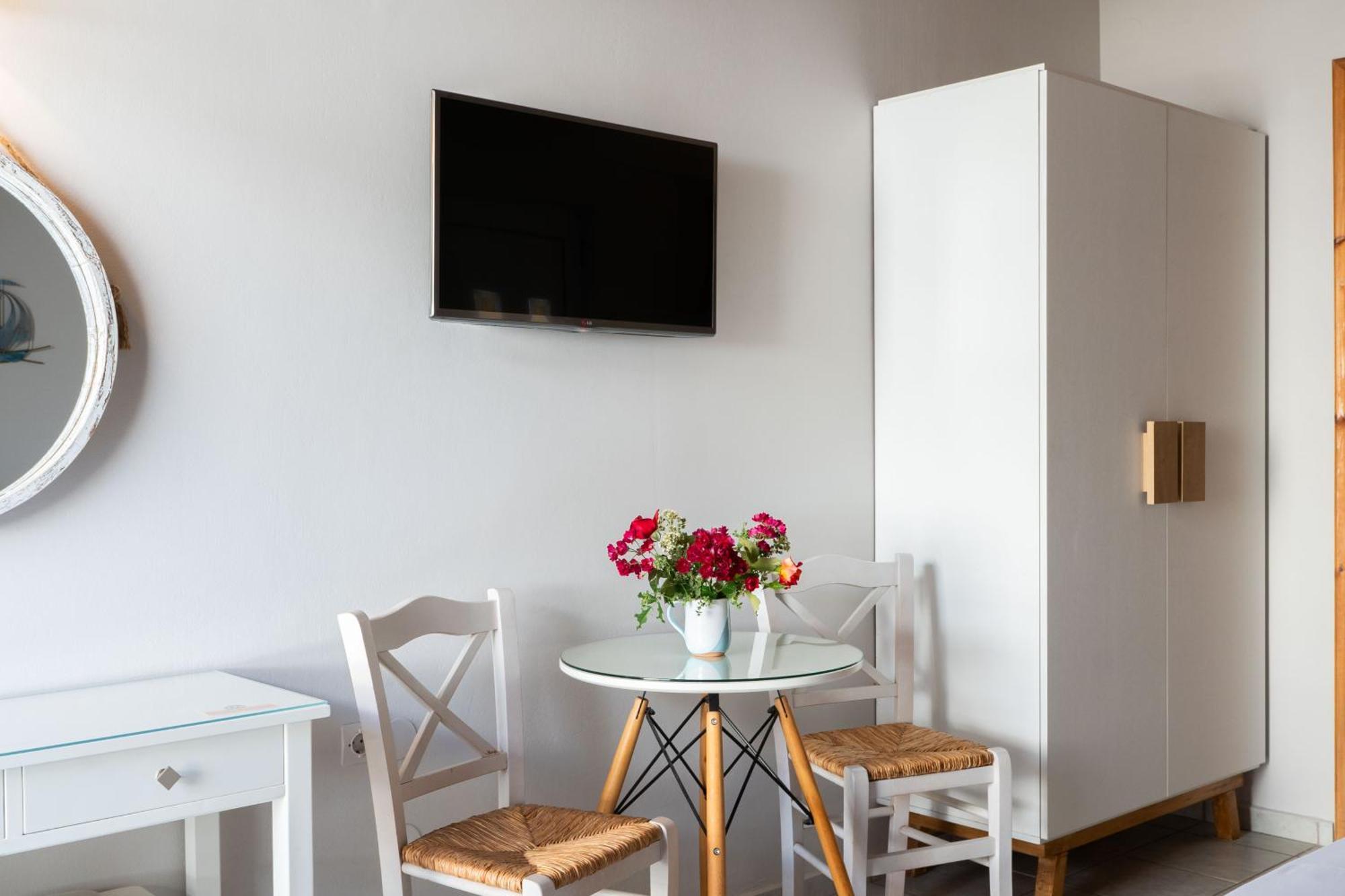 Medousa Studio & Apartments ปลาเกียส ภายนอก รูปภาพ