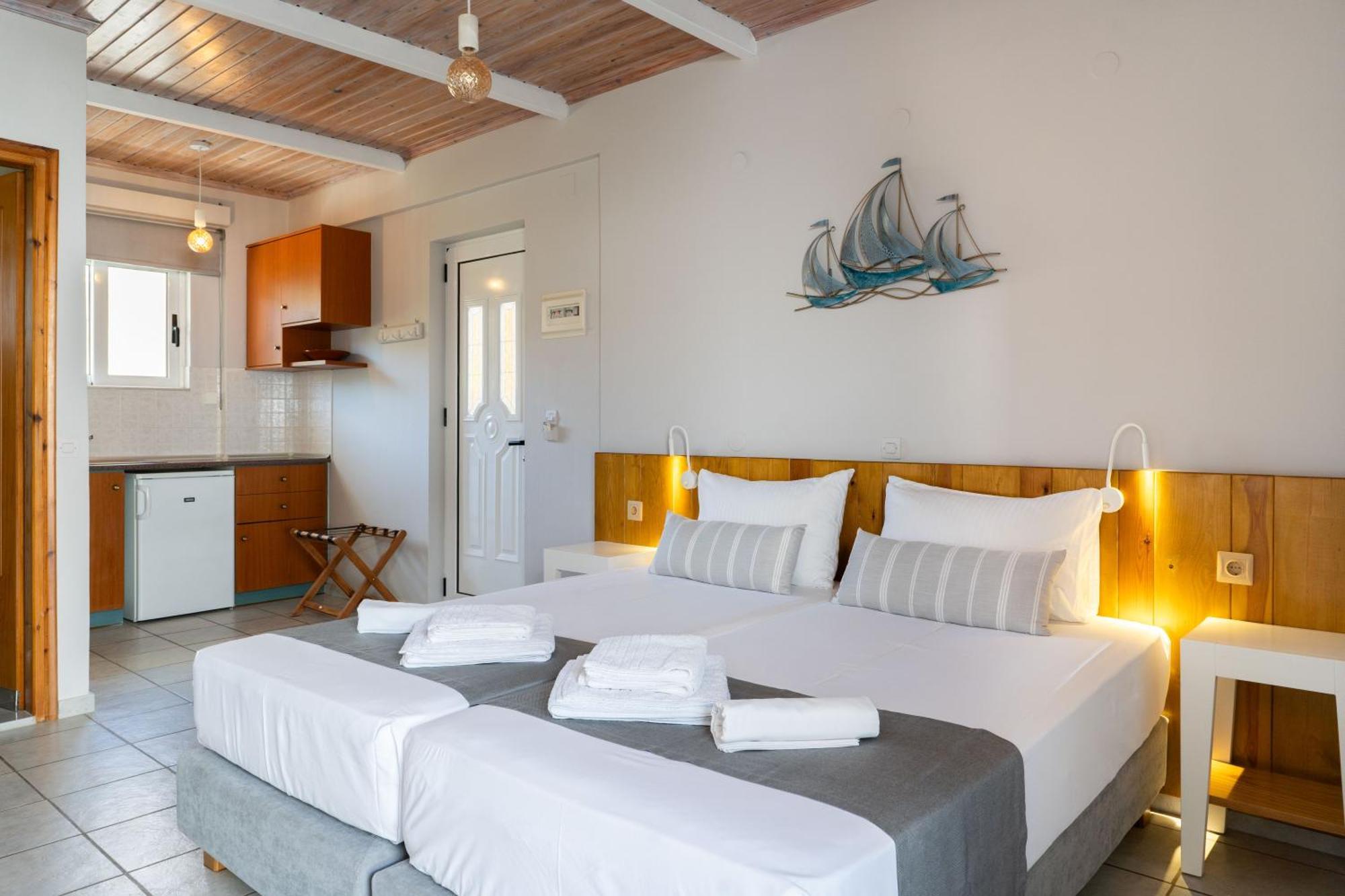 Medousa Studio & Apartments ปลาเกียส ภายนอก รูปภาพ