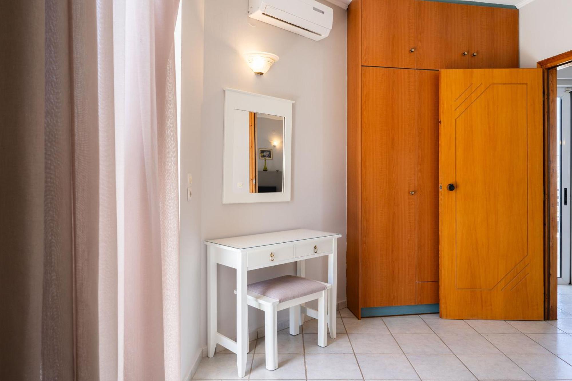 Medousa Studio & Apartments ปลาเกียส ภายนอก รูปภาพ